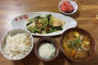 水分を摂るだけじゃダメ？！（薬膳）